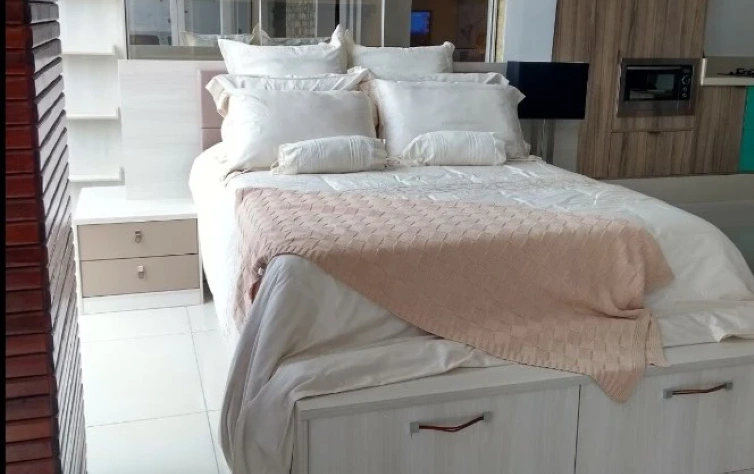 Quarto Casal